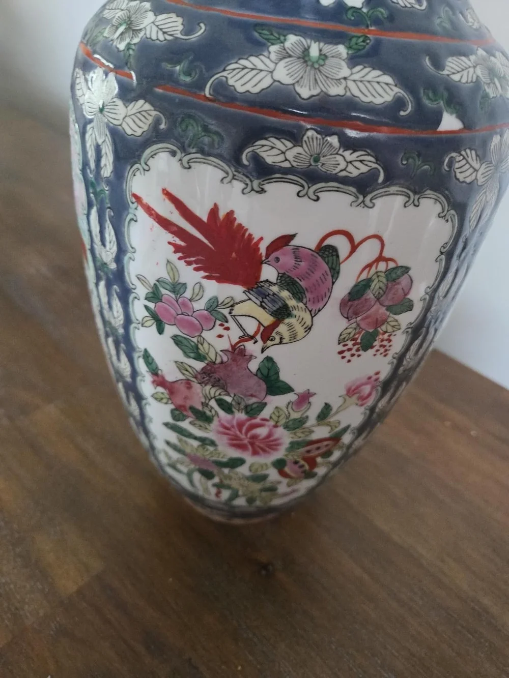 Vintage Chinese Famille Rose / Rose Medallion Porcelain Vase